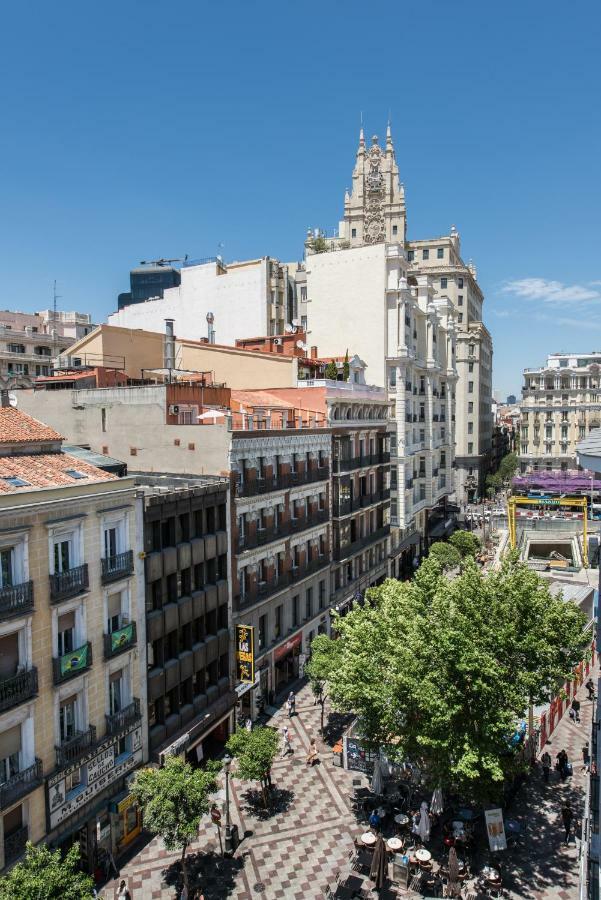 The Garden Suites Madrid Exterior photo