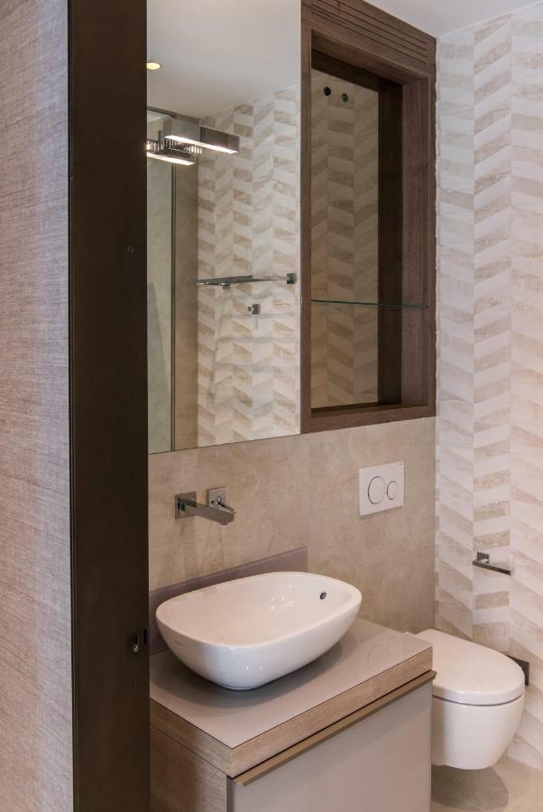 The Garden Suites Madrid Exterior photo