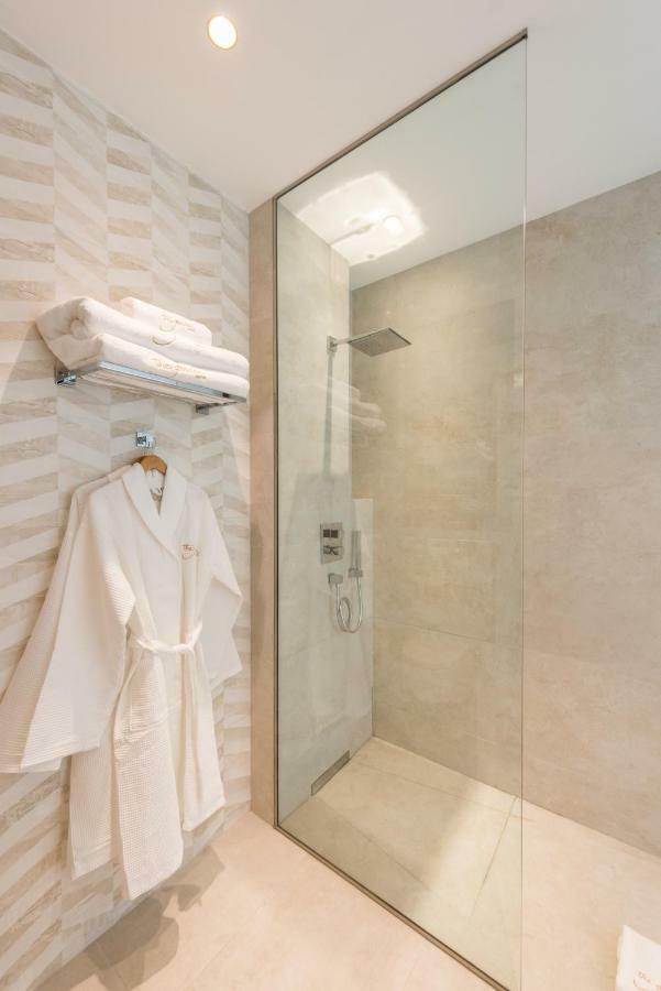 The Garden Suites Madrid Exterior photo